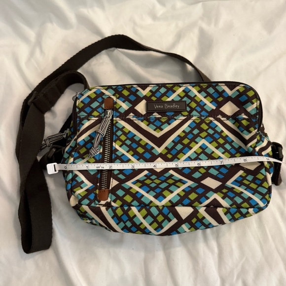 Like New Vera Bradley Lighten Up On the Horizon Crossbody, Polyester - Picture 3 of 7